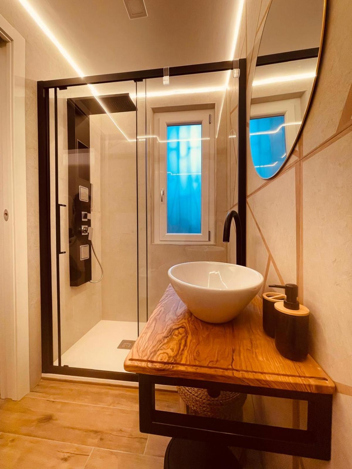 Casa Vacanze Ibiscus Портовенере Екстериор снимка